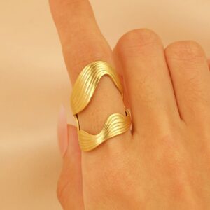 New Arrivals 1000853848.jpg